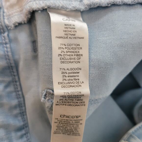 Chico's  Size 3 US XL Perfect Stretch Girlfriend Slim Leg Capris Lightwash Jeans - Picture 7 of 9